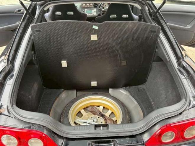 インテグラタイプR　2.0　ワンオーナー　レカロシート　パワステ　パワーウィンドウ　純正アルミホイール　ABS　キーレスエントリー　横滑り防止装置　エアコン　盗難防止装置 2WD 2000