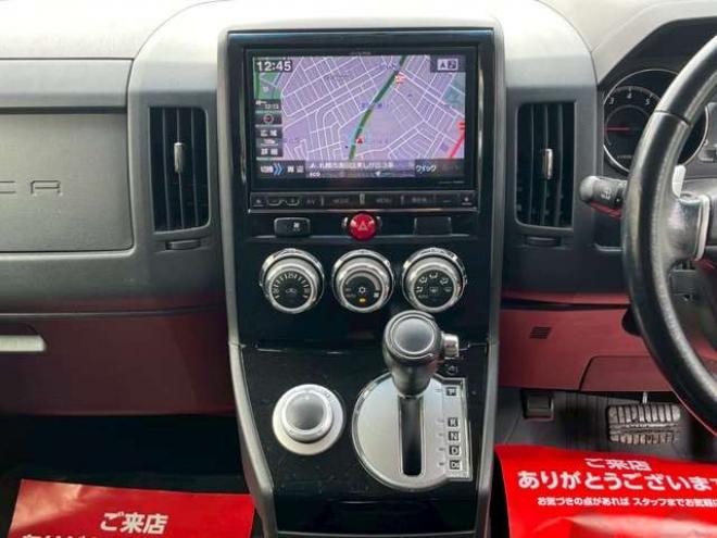 デリカD：5 2.4 G パワーパッケージ 4WD　ETC　アルパインBIGナビ　バックカメラ　両側電動スライドドア　パワステ　パワーウィンドウ　純正アルミ　クルーズコントロール　エアコン　キーレスエントリー　横滑り防止装置　盗難防止装置　3列シート 2400