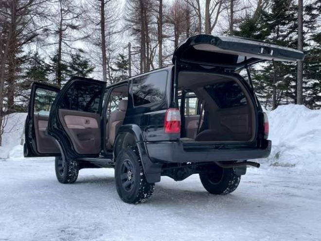 ハイラックスサーフ2.7 SSR-G 4WD　パワステ　パワーウィンドウ　キーレス　エアコン　ABS　ルーフレール　アルミホイール　寒冷地仕様　CD 2700