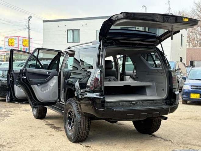 ハイラックスサーフ2.7 SSR-X リミテッド 4WD　社外アルミホイール　リフトアップ　社外ナビ　バックカメラ　ETC　寒冷地仕様　ABS　キーレスエントリー　パワステ　パワーウィンドウ　盗難防止装置　エアコン　ルーフレール 2700