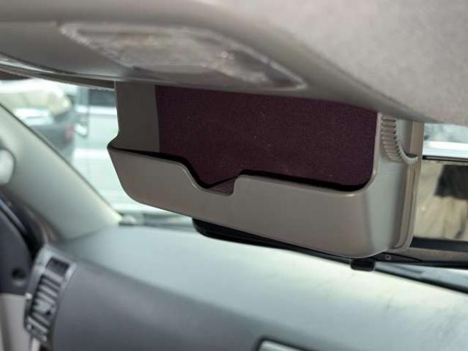 ハイラックスサーフ2.7 SSR-X リミテッド 4WD　社外アルミホイール　リフトアップ　社外ナビ　バックカメラ　ETC　寒冷地仕様　ABS　キーレスエントリー　パワステ　パワーウィンドウ　盗難防止装置　エアコン　ルーフレール 2700