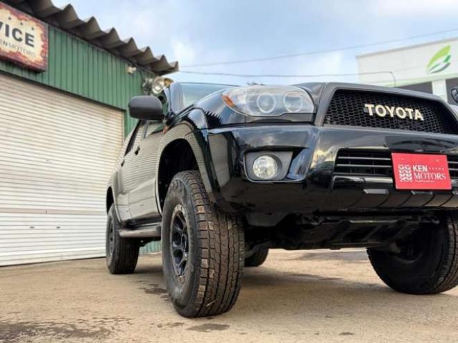 ハイラックスサーフ2.7 SSR-X リミテッド 4WD　社外アルミホイール　リフトアップ　社外ナビ　バックカメラ　ETC　寒冷地仕様　ABS　キーレスエントリー　パワステ　パワーウィンドウ　盗難防止装置　エアコン　ルーフレール 2700