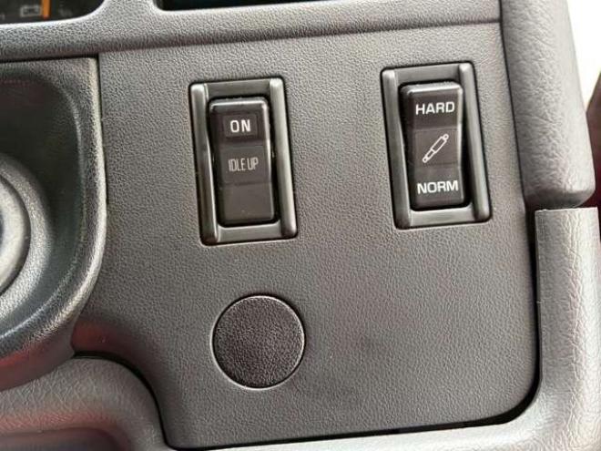 ハイラックスサーフ3.0 SSR-G ワイドボデー ディーゼルターボ 4WD　レカロシート　社外ハンドル　社外ナビ　地デジ　ETC　2バッテリー　バンパーガード　パワステ　パワーウィンドウ　純正アルミホイール　クルーズコントロール　寒冷地仕様 3000