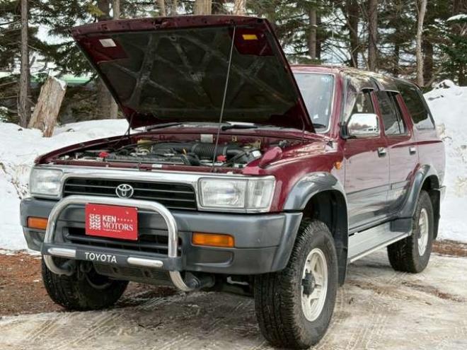 ハイラックスサーフ3.0 SSR-G ワイドボデー ディーゼルターボ 4WD　レカロシート　社外ハンドル　社外ナビ　地デジ　ETC　2バッテリー　バンパーガード　パワステ　パワーウィンドウ　純正アルミホイール　クルーズコントロール　寒冷地仕様 3000