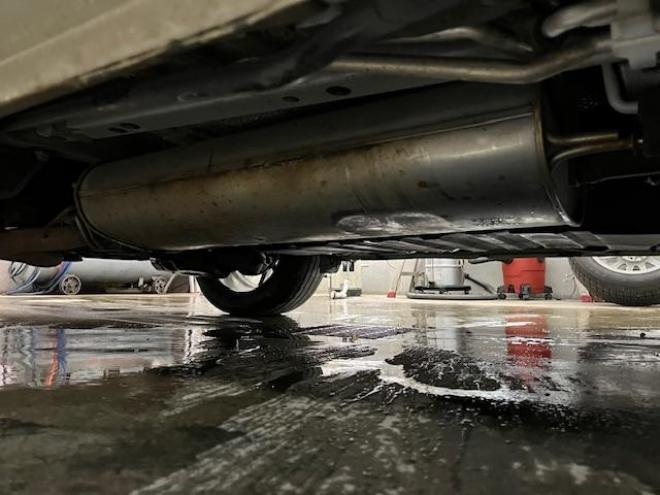 アルファード２．５Ｓ　Ｃパッケージ　本州仕入　寒冷地仕様　禁煙車　ＲＡＹＳ１８インチＡＷ　社外１６ＡＷ＋スタッドレスタイヤ付　純正リアフリップダウンモニター　全方位アラウンドビューモニター　前後ドライブレコーダー　パワーバックドア 4WD 2500 5Dr