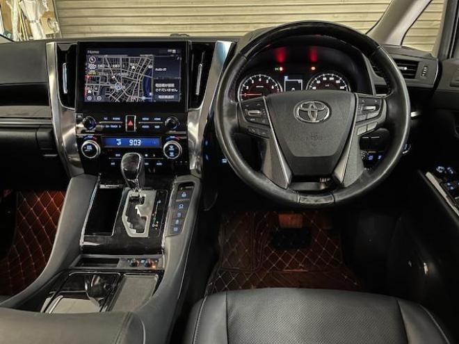 アルファード２．５Ｓ　Ｃパッケージ　本州仕入　寒冷地仕様　禁煙車　ＲＡＹＳ１８インチＡＷ　社外１６ＡＷ＋スタッドレスタイヤ付　純正リアフリップダウンモニター　全方位アラウンドビューモニター　前後ドライブレコーダー　パワーバックドア 4WD 2500 5Dr