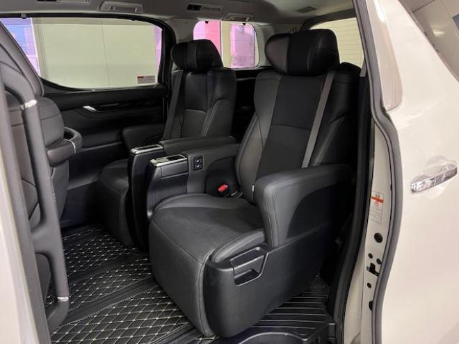 アルファード２．５Ｓ　Ｃパッケージ　本州仕入　寒冷地仕様　禁煙車　ＲＡＹＳ１８インチＡＷ　社外１６ＡＷ＋スタッドレスタイヤ付　純正リアフリップダウンモニター　全方位アラウンドビューモニター　前後ドライブレコーダー　パワーバックドア 4WD 2500 5Dr