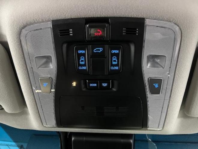 アルファード２．５Ｓ　Ｃパッケージ　本州仕入　寒冷地仕様　禁煙車　ＲＡＹＳ１８インチＡＷ　社外１６ＡＷ＋スタッドレスタイヤ付　純正リアフリップダウンモニター　全方位アラウンドビューモニター　前後ドライブレコーダー　パワーバックドア 4WD 2500 5Dr