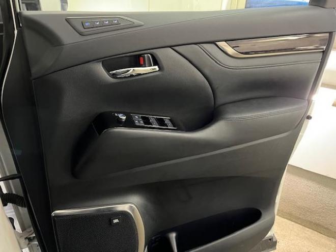 アルファード２．５Ｓ　Ｃパッケージ　本州仕入　寒冷地仕様　禁煙車　ＲＡＹＳ１８インチＡＷ　社外１６ＡＷ＋スタッドレスタイヤ付　純正リアフリップダウンモニター　全方位アラウンドビューモニター　前後ドライブレコーダー　パワーバックドア 4WD 2500 5Dr