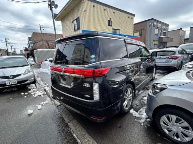 エルグランド2.5 250ハイウェイスター 4WD　パワースライドドア　ナビフルセグTVバックモニター 2500