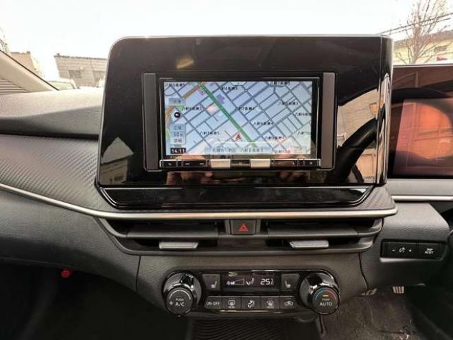 ノート1.2 S FOUR 4WD　ナビ　Bluetooth　アラウンドビューモニター　バックモニター　　オートホールド　アイドリングストップ　USB　スチールホイール冬　レーンキープアシスト　横滑り防止装置　コーナーセンサー　シートヒーター 1200