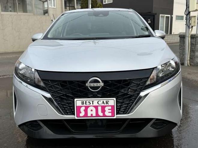 ノート1.2 S FOUR 4WD　ナビ　Bluetooth　アラウンドビューモニター　バックモニター　　オートホールド　アイドリングストップ　USB　スチールホイール冬　レーンキープアシスト　横滑り防止装置　コーナーセンサー　シートヒーター 1200