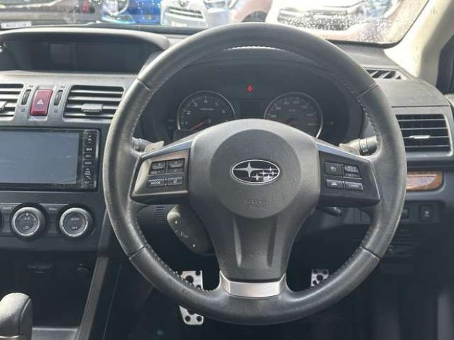 インプレッサG4 2.0 i-S アイサイト 4WD　SDナビ　Bluetooth　地デジ　バックカメラ　衝突軽減ブレーキ　レーンキープアシスト　純正アルミホイール夏　TEC　横滑り防止装置　アイドリングストップ　パワーコンセント　STIフロントアンダースポイラー 2000