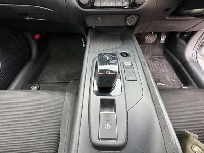 ノート1.2 S FOUR 4WD　ナビ　Bluetooth　オートホールド　アイドリングストップ　USB　スチールホイール冬　レーンキープアシスト　横滑り防止装置　コーナーセンサー　シートヒーター 1200