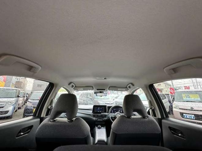 ノート1.2 S FOUR 4WD　ナビ　Bluetooth　オートホールド　アイドリングストップ　USB　スチールホイール冬　レーンキープアシスト　横滑り防止装置　コーナーセンサー　シートヒーター 1200