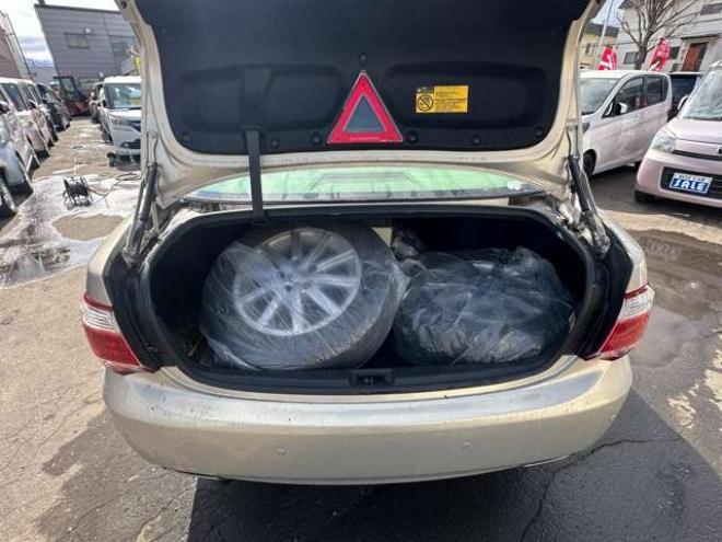 クラウンロイヤル 3.0 ロイヤルサルーン i-Four 4WD　純正HDDナビ　プッシュスタート　ビルトインETC　地デジ　社外アルミホイール夏　社外アルミホイール冬　バックモニター　クルーズコントロール 3000