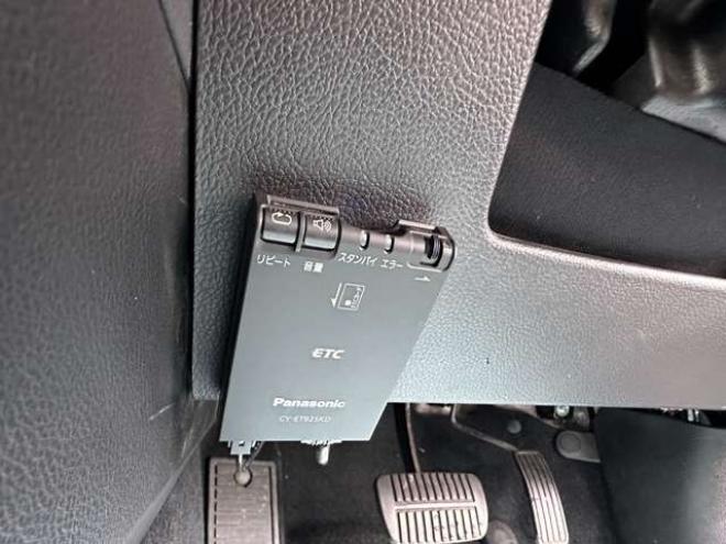 インプレッサスポーツ 1.6 i-L 4WD　SDナビ　Bluetooth　横滑り防止装置　アイドリングストップ　ETC　純正アルミホイール夏　　地デジ 1600