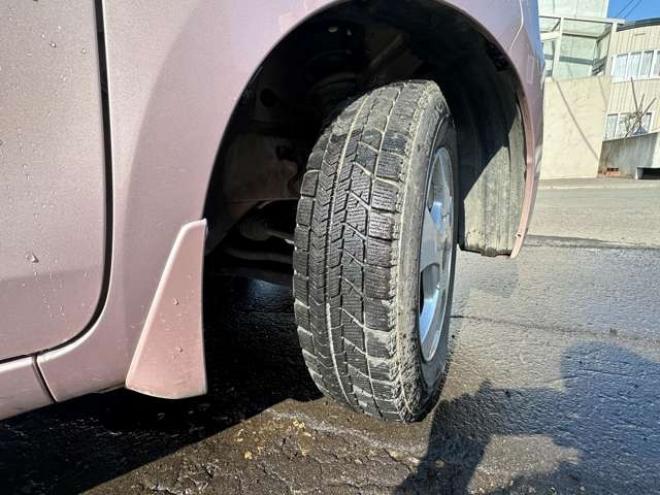 フレアワゴンXS 4WD　片側パワースライドドア　Bluetooth　ワンセグTV　ナビ　アイドリングストップ　ビルトインETC　USB　バックモニター　シートヒーター　プッシュスタート　社外アルミホイール冬 660