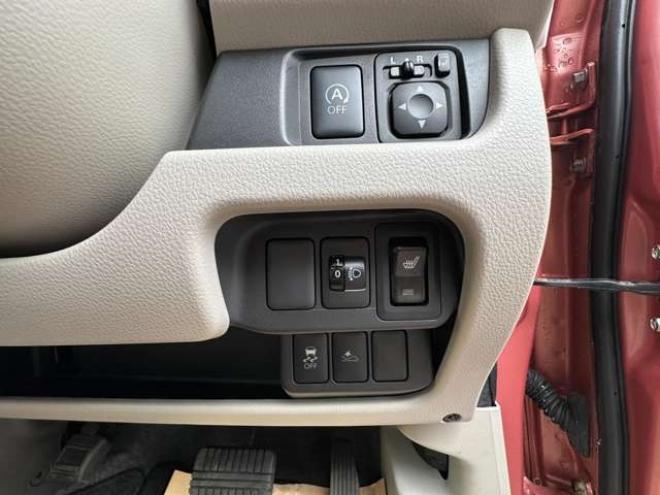 デイズX モカセレクション 4WD　4WD　アラウンドビューモニター　バックカメラ　アイドリングストップ　衝突軽減ブレーキ　横滑り防止装置　シートヒーター　純正アルミホイール夏 660