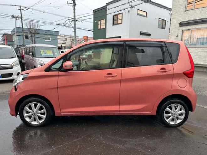 デイズX モカセレクション 4WD　4WD　アラウンドビューモニター　バックカメラ　アイドリングストップ　衝突軽減ブレーキ　横滑り防止装置　シートヒーター　純正アルミホイール夏 660