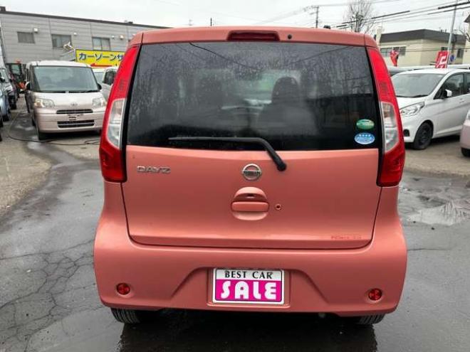 デイズX モカセレクション 4WD　4WD　アラウンドビューモニター　バックカメラ　アイドリングストップ　衝突軽減ブレーキ　横滑り防止装置　シートヒーター　純正アルミホイール夏 660