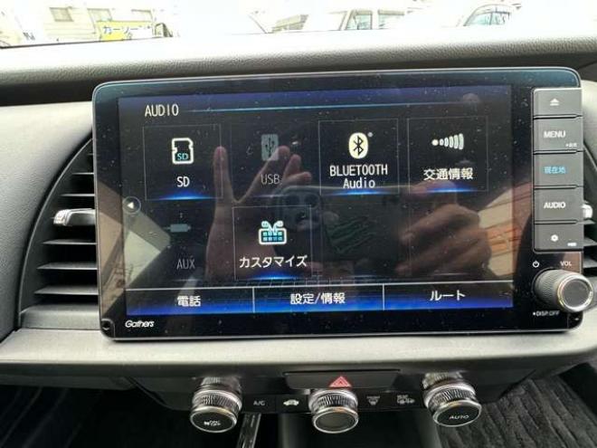 フィット1.5 e:HEV ホーム 4WD　純正ナビ　Bluetooth　バックカメラ　クルーズコントロール　コーナーセンサー　ハーフレザーシート　ETC　ミラーヒーター　横滑り防止装置　ブレーキホールド　USB前後　社外アルミホイール夏 1500