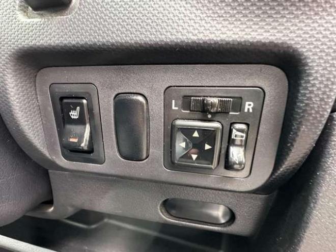 eKスポーツX 4WD　純正CD/MDオーディオ　シートシーター　社外アルミホイール冬 660