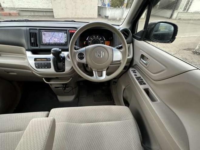 N-WGNG 4WD　SDナビ　プッシュスタート　バックカメラ　横滑り防止装置　スチールホイール冬　インテリジャントキー 660