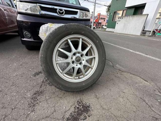 セレナ2.0 ハイウェイスター Vセレクション 4WD　両側ワンタッチオートスライドドア　ETC 2000