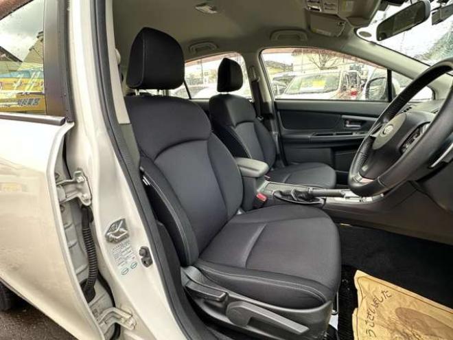 インプレッサスポーツ 2.0 i アイサイト 4WD　ナビ　地デジ　バックカメラ　ETC　Bluetooth　レーンキープアシスト　衝突軽減ブレーキ　アイドリングストップ　純正アルミホイール夏 2000