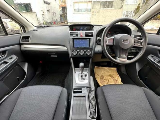 インプレッサスポーツ 2.0 i アイサイト 4WD　ナビ　地デジ　バックカメラ　ETC　Bluetooth　レーンキープアシスト　衝突軽減ブレーキ　アイドリングストップ　純正アルミホイール夏 2000