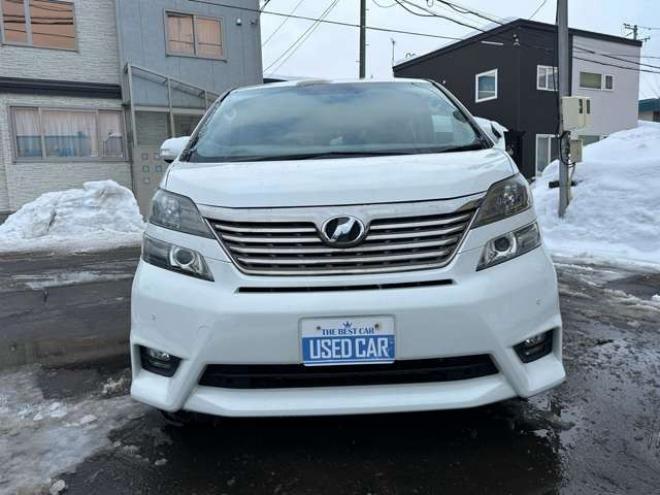 ヴェルファイア2.4 Z 4WD　片側パワースライドドア　Bluetooth　横滑り防止装置　コーナーセンサー　プッシュスタート　ビルトインETC　HDDナビ　ワンセグTV　バックモニター　社外18インチホイール夏 2400