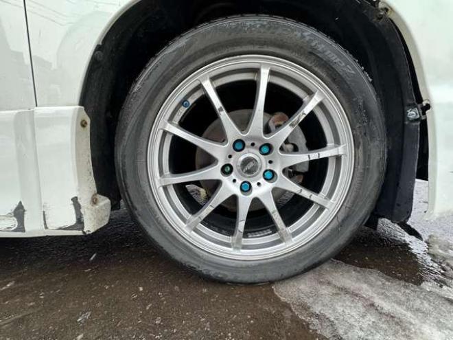 ヴェルファイア2.4 Z 4WD　片側パワースライドドア　Bluetooth　横滑り防止装置　コーナーセンサー　プッシュスタート　ビルトインETC　HDDナビ　ワンセグTV　バックモニター　社外18インチホイール夏 2400