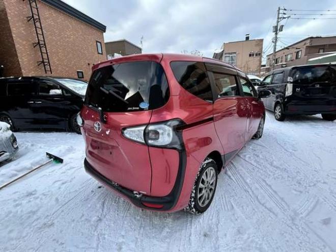 シエンタ1.5 X 4WD　ナビバックモニターフルセグTV　パワースライドドア　ETC　ワンオーナー　衝撃緩和ヘッドレスト 1500