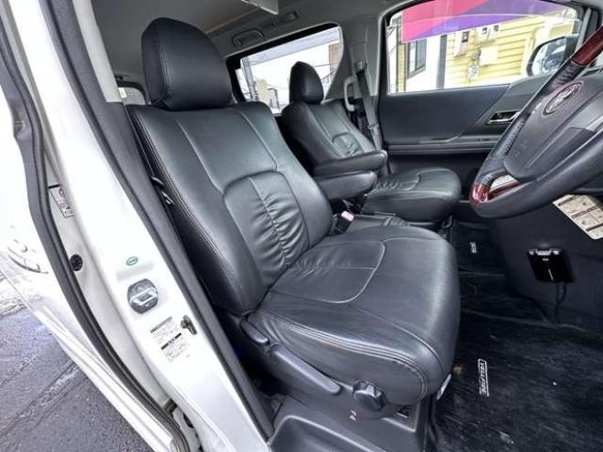 ヴェルファイア2.4 Z 4WD　両側パワースライドドア　ナビ　バックカメラ　ETC　純正アルミホイール夏　コーナーセンサー　横滑り防止装置　プッシュスタート 2400