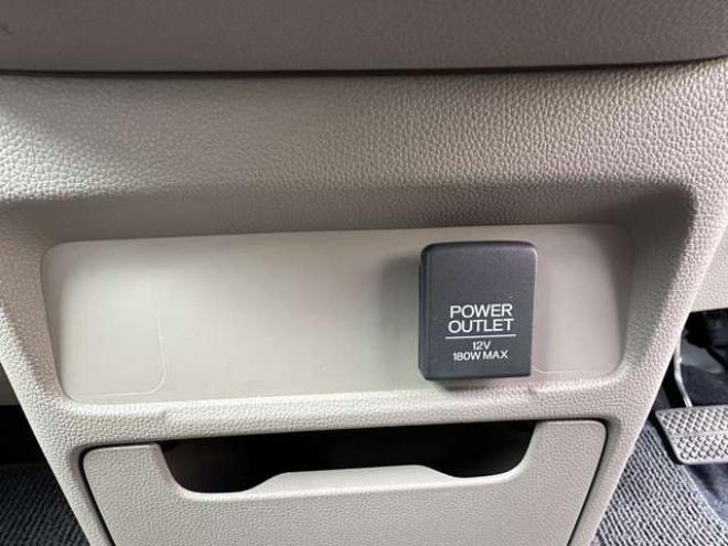 N-WGNG 4WD　4WD　SDナビ　横滑り防止装置　プッシュスタート　バックモニター　インテリジャントキー　スチールホイール冬 660