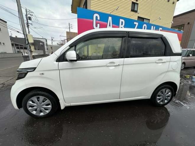 N-WGNG 4WD　4WD　SDナビ　横滑り防止装置　プッシュスタート　バックモニター　インテリジャントキー　スチールホイール冬 660