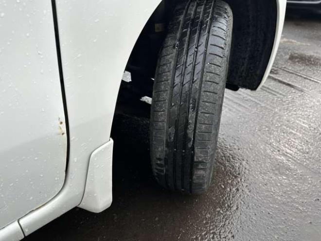 N-WGNG 4WD　4WD　SDナビ　Bluetooth　横滑り防止装置　スマートキー　アイ　社外アルミホイール夏　ドリングストップ　衝突安全BODY　ABS　スチールホイール冬 660