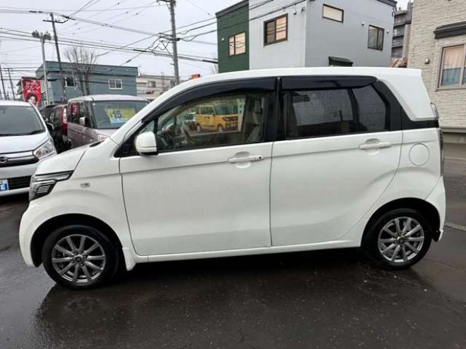 N-WGNG 4WD　4WD　SDナビ　Bluetooth　横滑り防止装置　スマートキー　アイ　社外アルミホイール夏　ドリングストップ　衝突安全BODY　ABS　スチールホイール冬 660