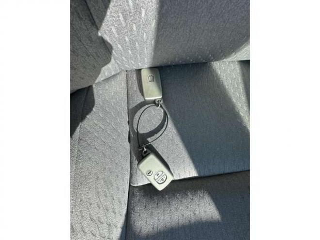 クラウンロイヤル 2.5 ロイヤルサルーン i-Four ナビパッケージ 4WD　純正HDDナビ　寒冷地仕様　地デジ　ビルトインETC　プッシュスタート　パワーシート　バックモニター　社外アルミホイール夏　純正アルミホイール冬　インテリジェントキー　横滑り防止装置 2500