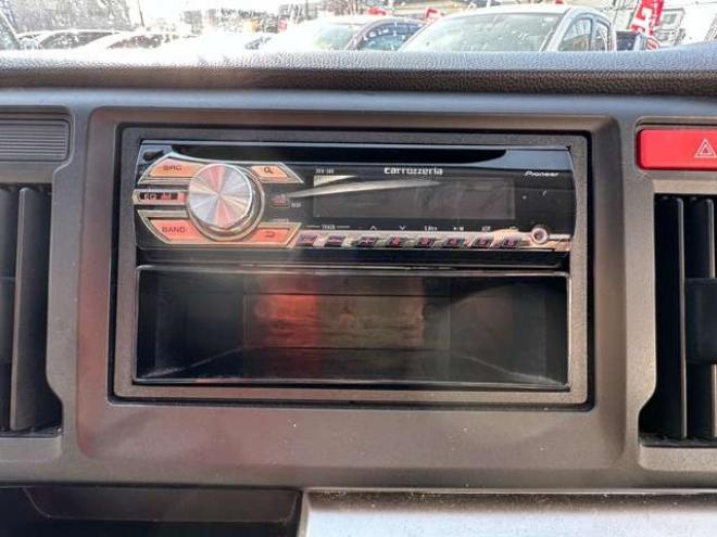 N-WGNG 4WD　社外CDオーディオ　横滑り防止装置　エンジンスターター　スマートキー　純正アルミホイール　ベンチシート　ABS 660