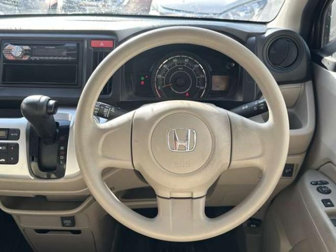 N-WGNG 4WD　社外CDオーディオ　横滑り防止装置　エンジンスターター　スマートキー　純正アルミホイール　ベンチシート　ABS 660