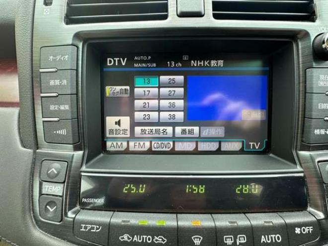 クラウンロイヤル 3.0ロイヤルサルーンi-Fourウェルキャブ全自動助手席回転スライドシート車Bタイプ 4WD　純正ナビ　バックモニター　インテリジェントキー　純正17インチアルミホイール冬　地デジ　プッシュスタート　クルーズコントロール　福祉車輌 3000