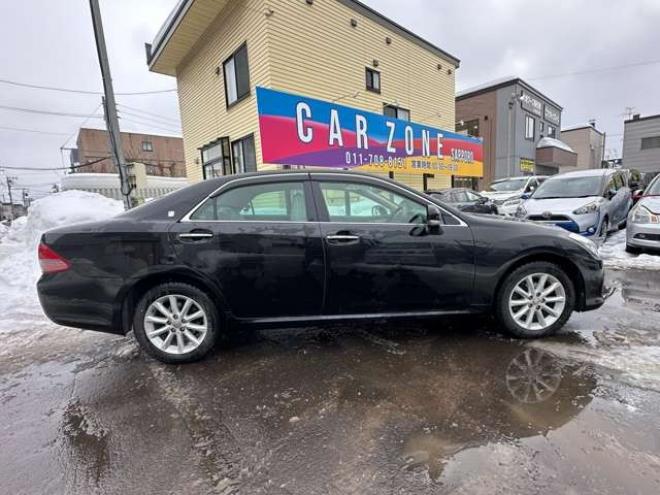 クラウンロイヤル 3.0ロイヤルサルーンi-Fourウェルキャブ全自動助手席回転スライドシート車Bタイプ 4WD　純正ナビ　バックモニター　インテリジェントキー　純正17インチアルミホイール冬　地デジ　プッシュスタート　クルーズコントロール　福祉車輌 3000