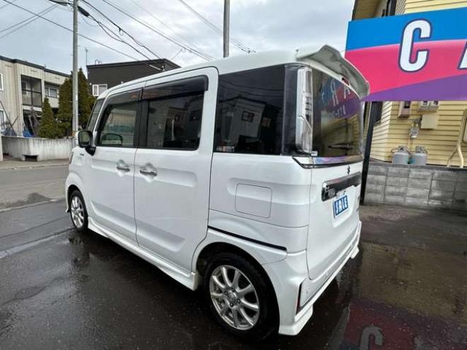 スペーシアカスタム ハイブリッド XSターボ 4WD　両側パワースライドドア　ナビ　Bluetooth　プッシュスタート　アイドリングストップ　ビルトインETC　コーナーセンサー　レーンキープアシスト　衝突軽減ブレーキ　横滑り防止装置　前席シートヒーター 660