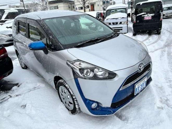 シエンタ1.5 G 4WD　左右電動スライドドア　ビルトインETC　ナビフルセグTVバックモニター　プリクラッシュブレーキ 1500