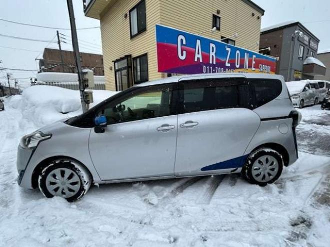 シエンタ1.5 G 4WD　左右電動スライドドア　ビルトインETC　ナビフルセグTVバックモニター　プリクラッシュブレーキ 1500