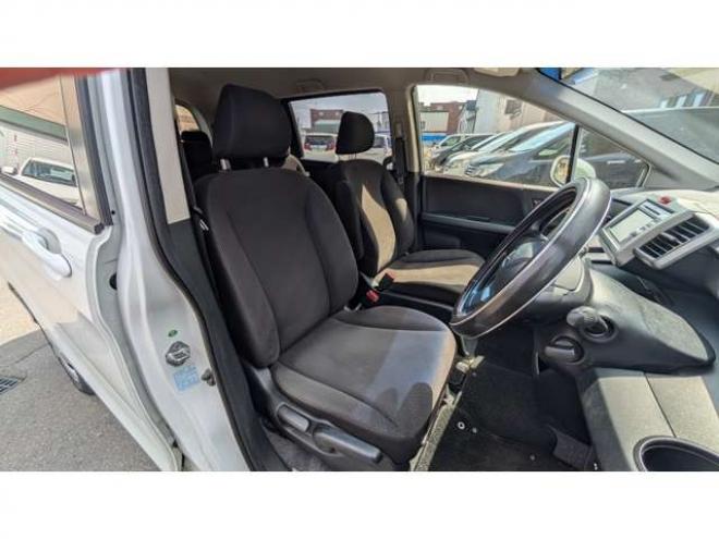 フリード1.5 G ジャストセレクション 4WD　 1500