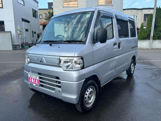 ミニキャブバン CD ハイルーフ 4WD　4WD切替スイッチ　FM/AMラジオ 660