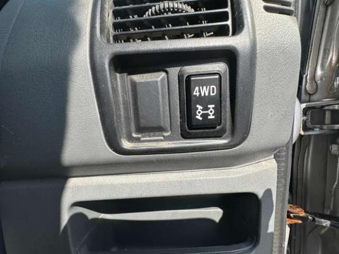 タウンボックスLX ハイルーフ 4WD　5MT　社外CDオーディオ　ETC　社外アルミホイール冬 660